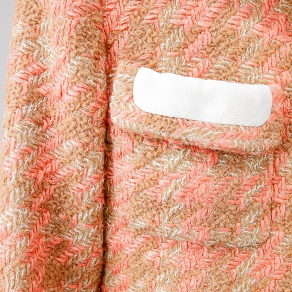 SOLD Chanel Vintage Peach Tweed Jacket - Picture 9 of 13